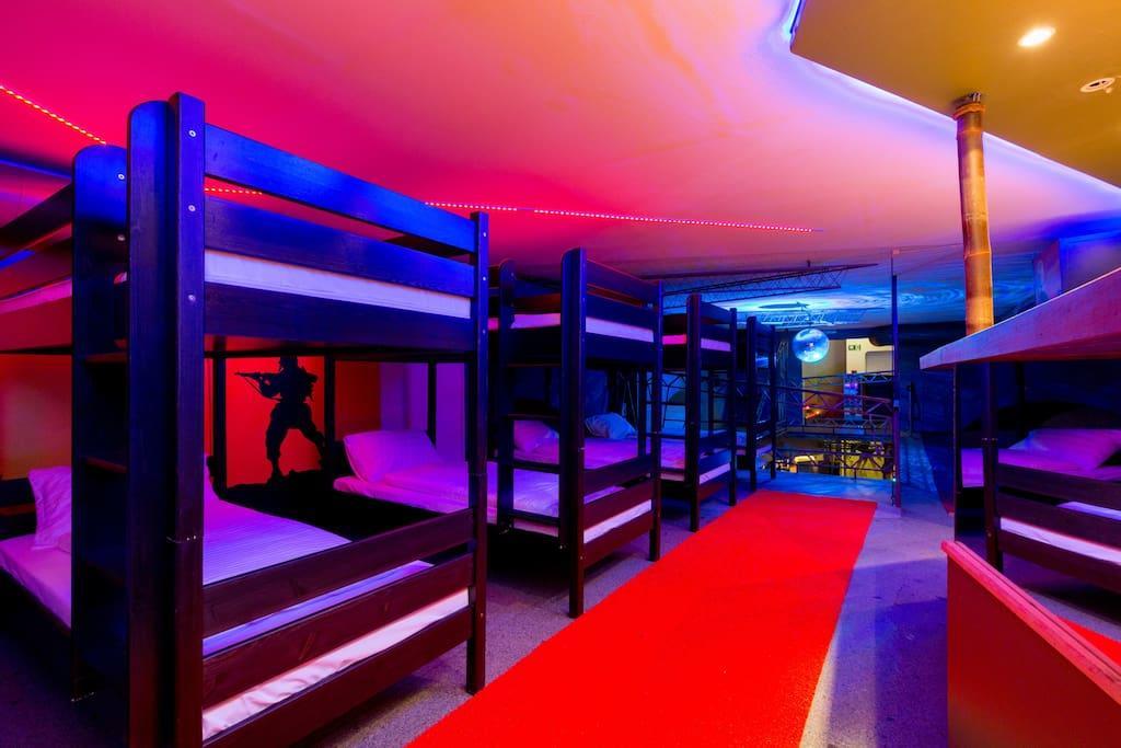 The Bachelor Bar - Bunker | Private Club Villa Budapest Eksteriør bilde