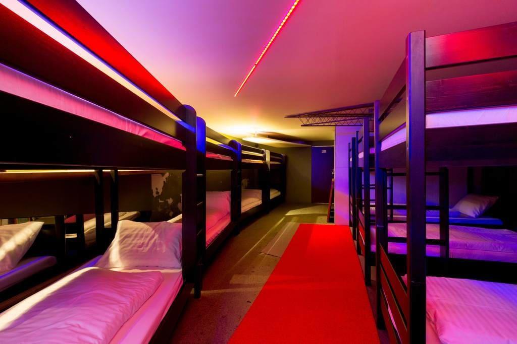 The Bachelor Bar - Bunker | Private Club Villa Budapest Eksteriør bilde